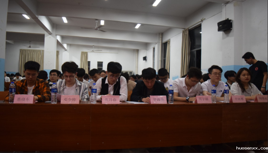 电气信息工程学院2019年“挑战杯”全国大学生课外学术科技作品竞赛圆满结束