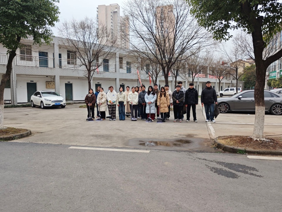 <strong>“学雷锋，做先锋”财经学院学生第一党支部开展志愿活动</strong>